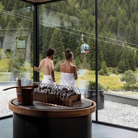 Hotel Vier Jahreszeiten Sankt Leonhard im Pitztal Exterior photo
